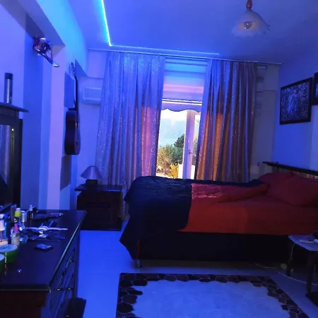 Deniz Manzarali 2+1 Guenluek Ev *